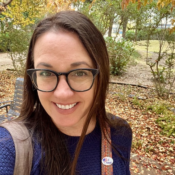 Meet your Posher, Fallon - Picture 1 of 1